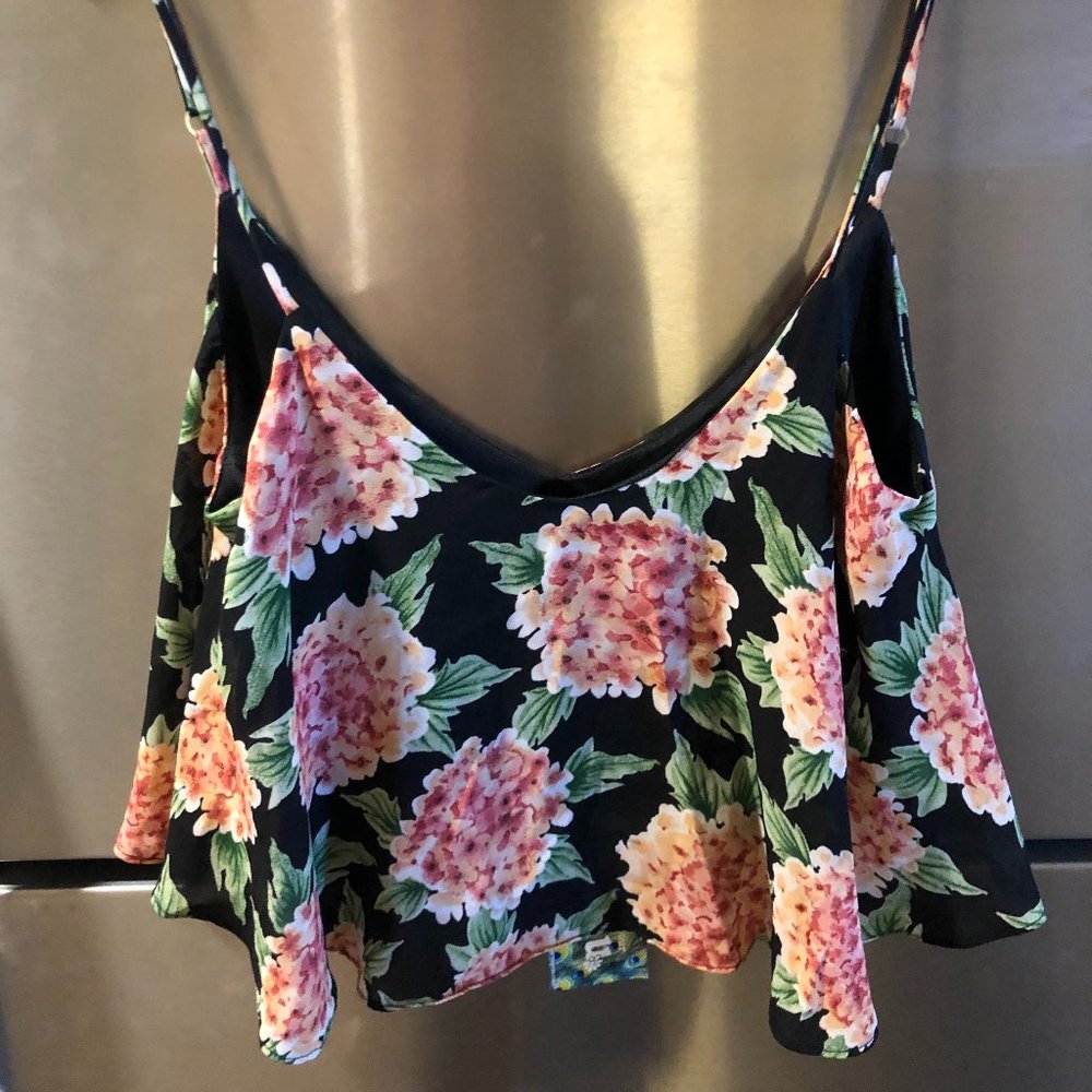 Show Me Your Mumu Charlie Crop Top NWT